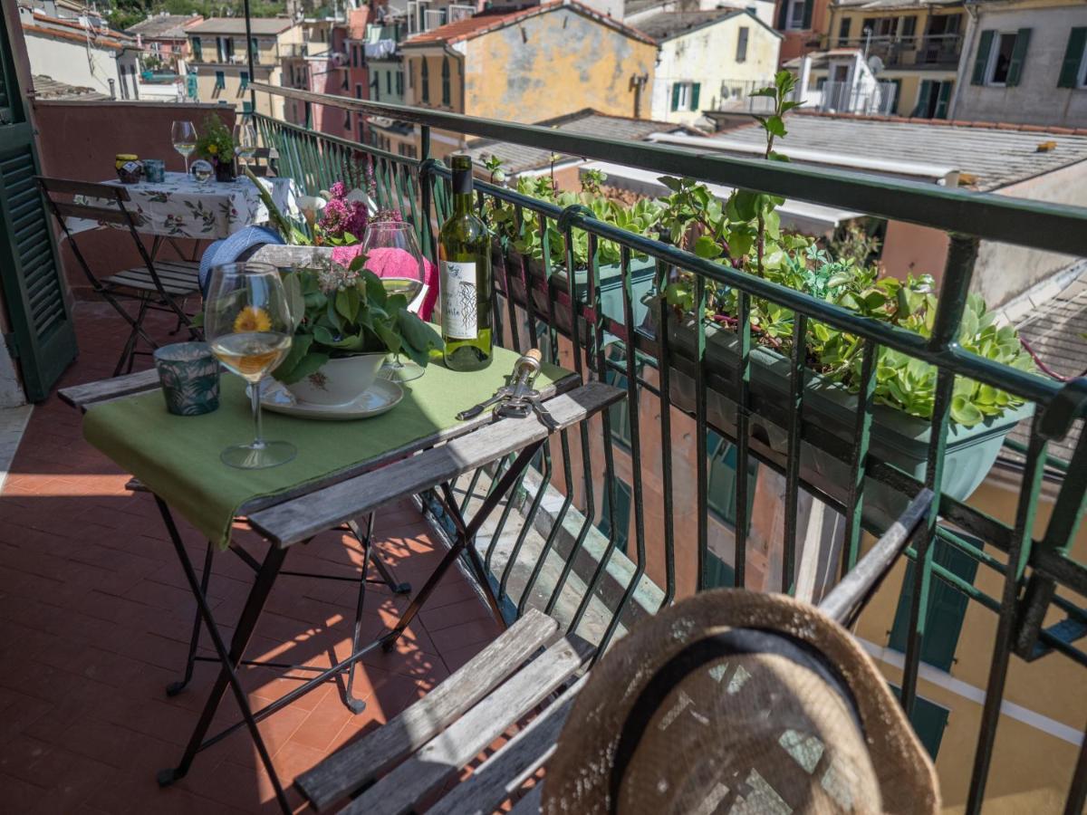 Recanissu Apartment With Balcony & Ac Vernazza Kültér fotó
