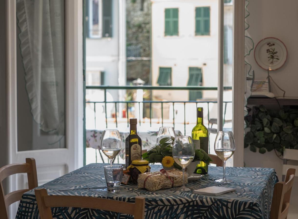 Recanissu Apartment With Balcony & Ac Vernazza Kültér fotó